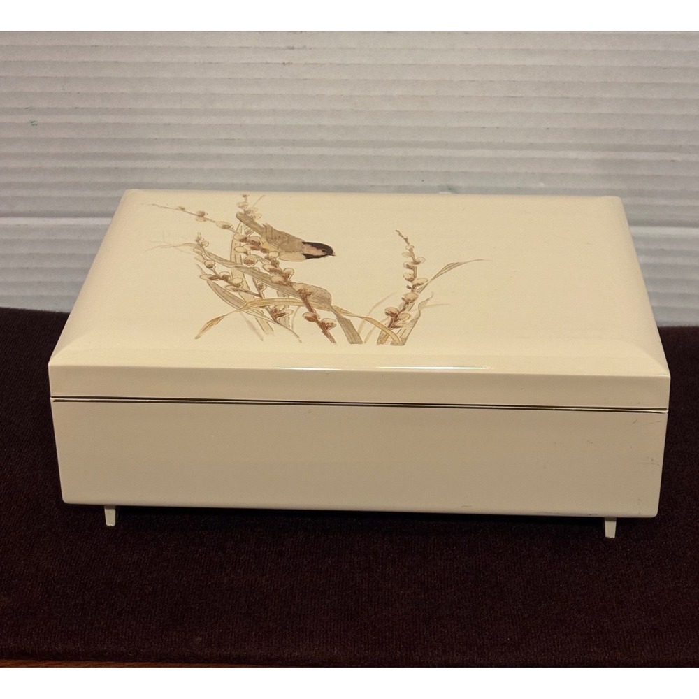 Vintage Otagiri Japan Lacquerware Music Jewelry Box Chickadee Bird Yesterday